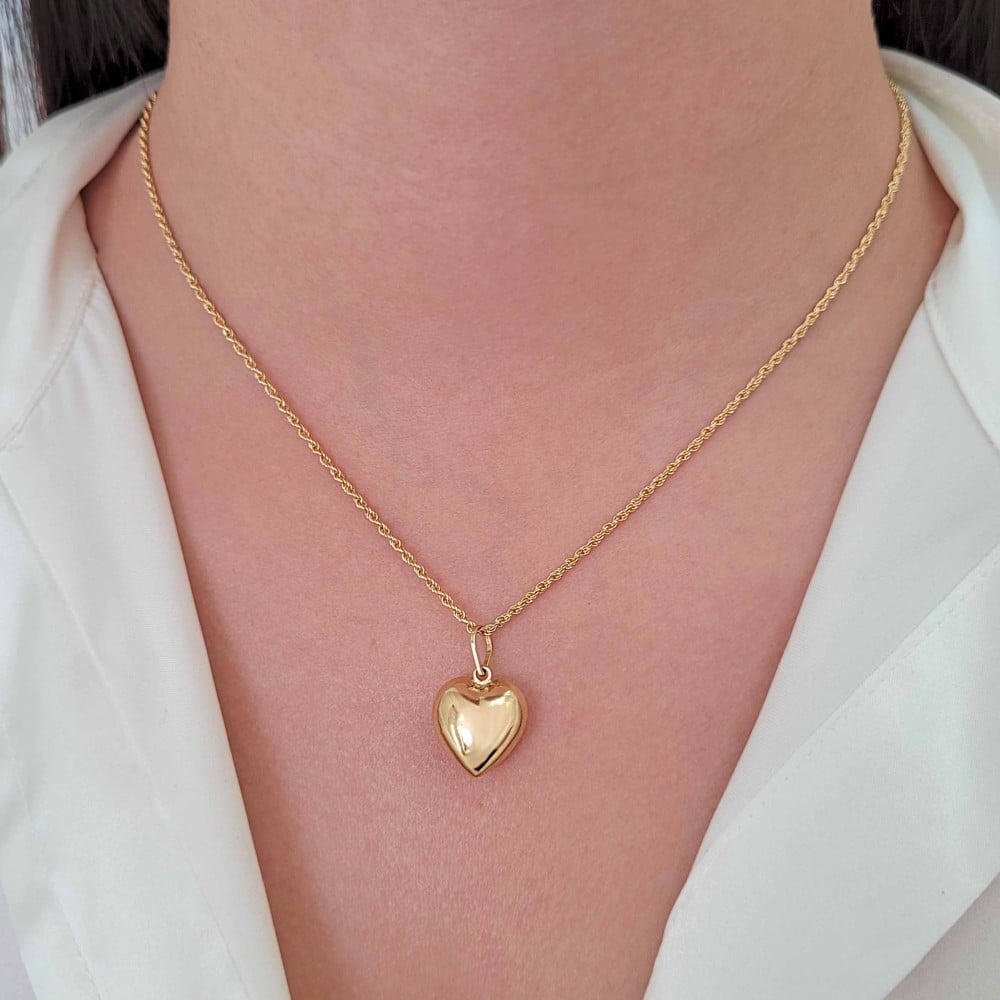 Pingente coração de ouro 18k polido oco M