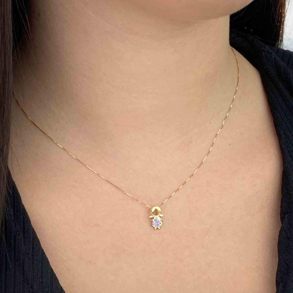 Pingente menina filha de ouro 18k pedras lilás
