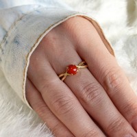 Anel pedra coral natural ouro 18k