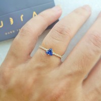 Anel de ouro 18k triangulo azul 