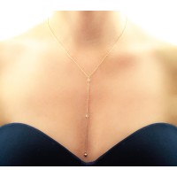 Gargantilha de ouro 18k com pendente de pedras zircônia e pingente de coração Gargantilha foto no pescoço corpo