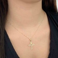 Pingente de cruz Inri vazada ouro 18k