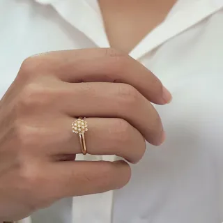 Anel chuveiro de ouro 18k com 19 zirconias frente