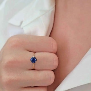 Anel de formatura azul em ouro 18k
