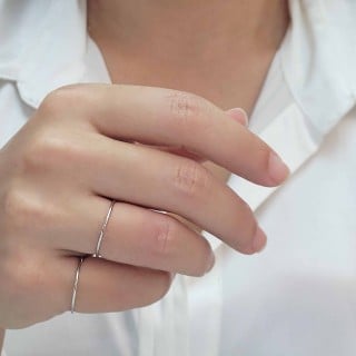 Anel de ouro branco 18k stacky bold