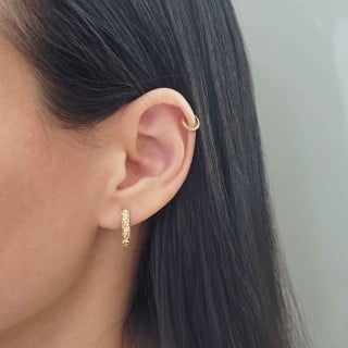 Brinco de ouro 18k meia argola diamantado XII