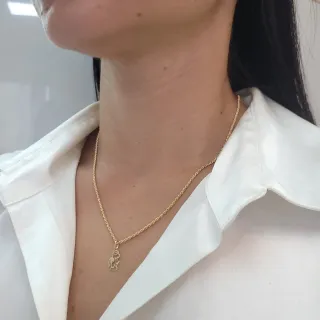 Pingente anjo da guarda de ouro 18k orando