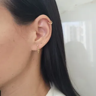 Brinco argola de ouro 18k rendada oval