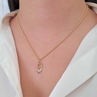 Pingente menina filha ouro 18k coração cravejado G