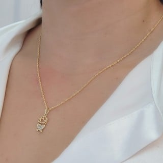 Pingente de ouro menina 18k coração cravejado P
