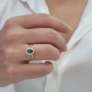 Anel de ouro 18k pedra verde oval aro duplo