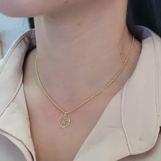 Pingente de ouro 18k coracao com Espirito Santo