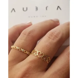 Anel de ouro 18k corações vazados intercalados