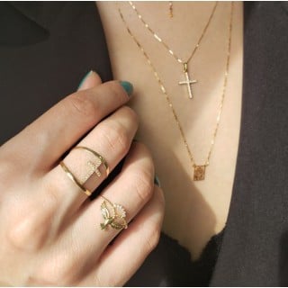 Anel de ouro 18k Divino Espírito Santo com pedras
