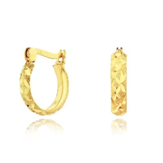 Brinco de ouro 18k argola com face trabalha e acabamento diamantado médio