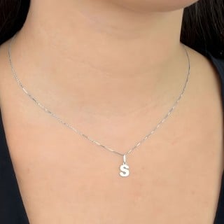 Pingente letra de ouro branco 18k S