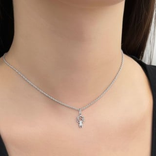 Pingente menina de ouro branco 18k cravejada