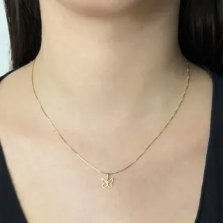 Gargantilha borboleta de ouro 18k vazada